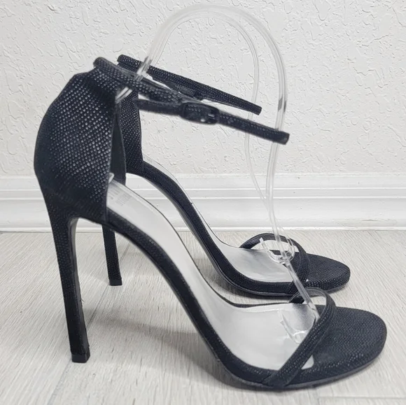 STEWART WEITZMAN Nudist Sandals In Black Goosebump 9.5.